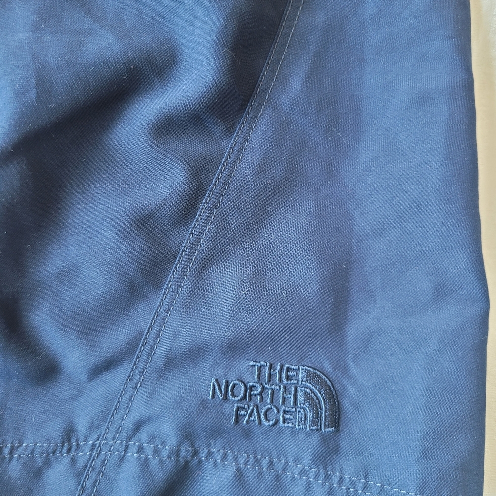 The North Face Navy Shorts - Picture 4 of 7